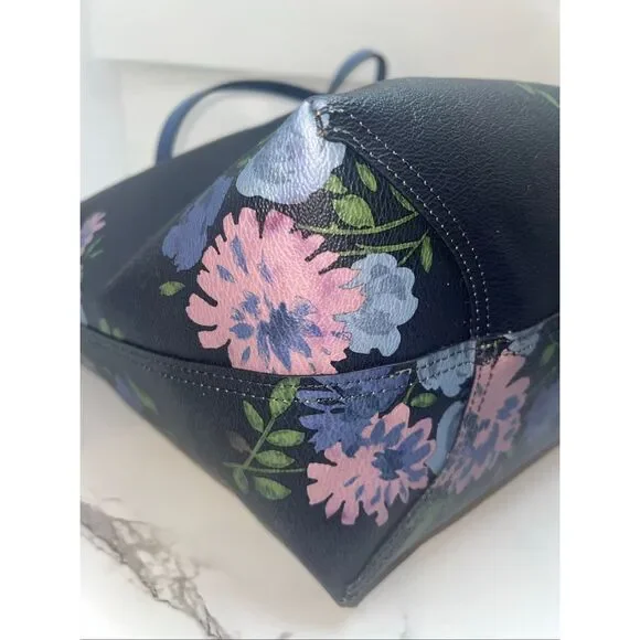 Coach Reversible Tote Handbag Floral Print F72652 - Picture 6 of 8